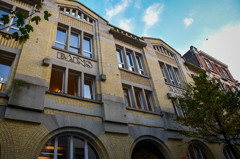 Facade piscine Saint-Josse